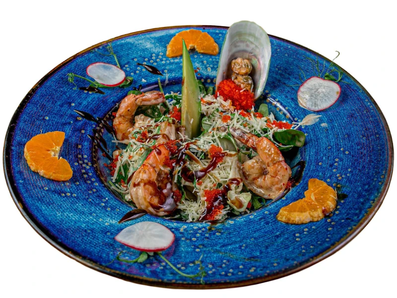 Теплый Салат с Морепродуктами и Мандарином