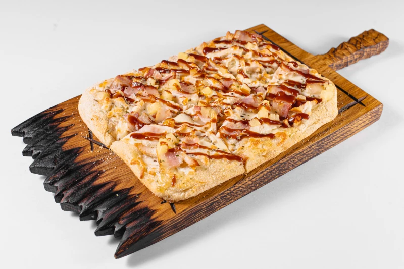 Пицца с Курицей и Ананасом