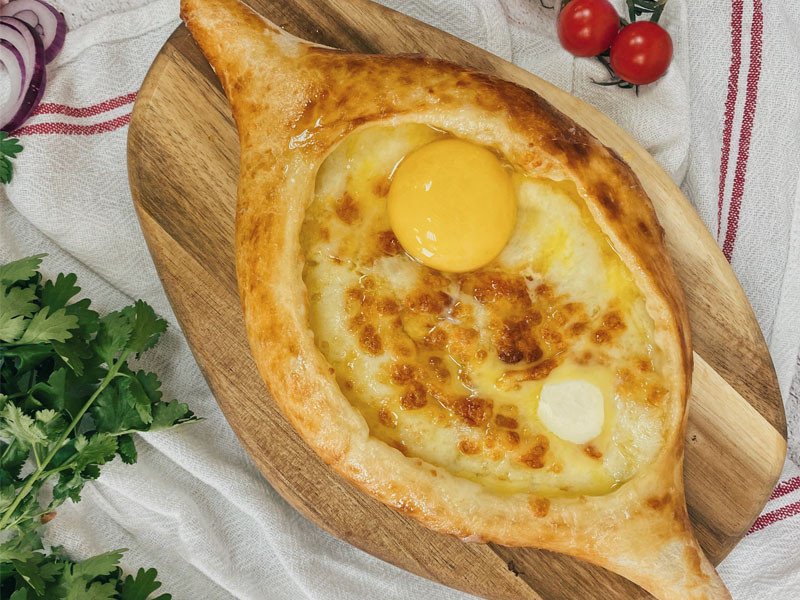 По-Аджарски хачапури 