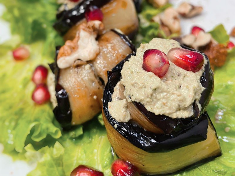 Рулетики из баклажан 