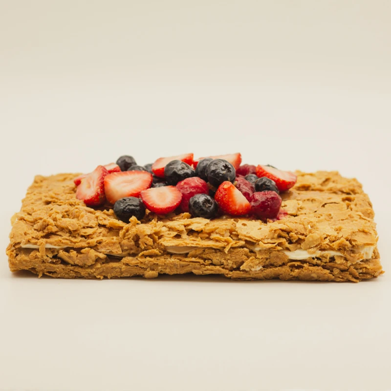 Наполеон с ягодой