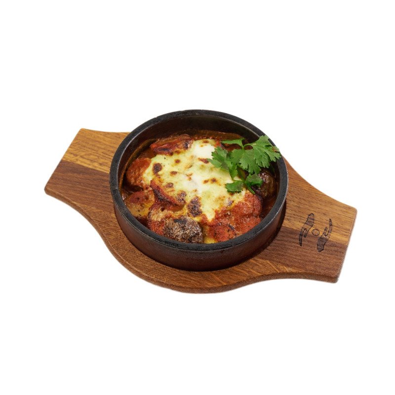 Печеный картофель с чесноком и страчателлой