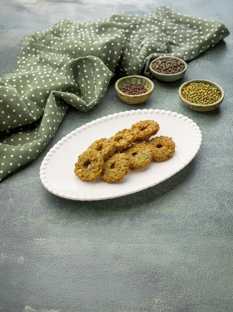 Наш фирменный фалафель со специями и соусом тахини