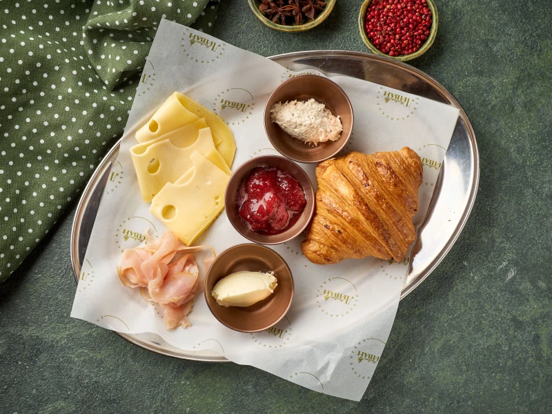 Привет, Париж!