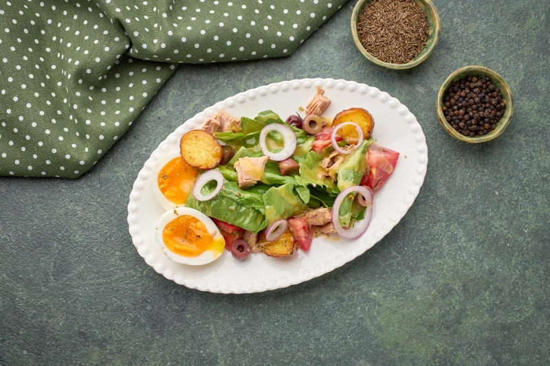 Наш нисуаз с тунцом в стиле Триполи