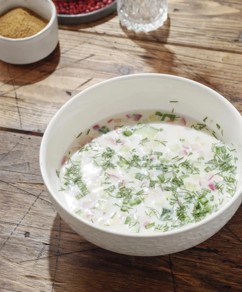 Овощная окрошка на айране