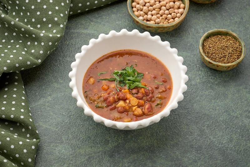 Суп фасолевый со специями 