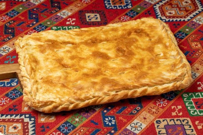 Пирог с курочкой в сливках и с грибами