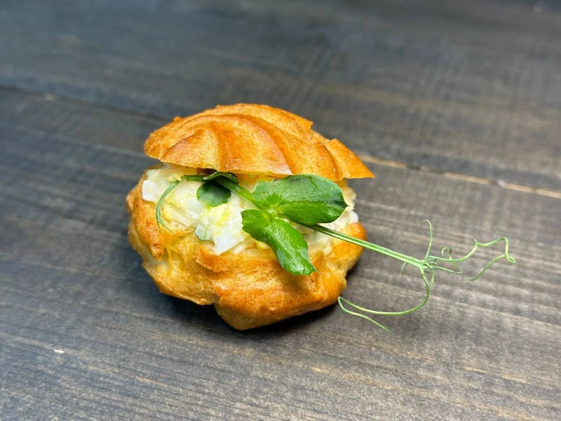 .Профитроли с крабовым мясом 25 г