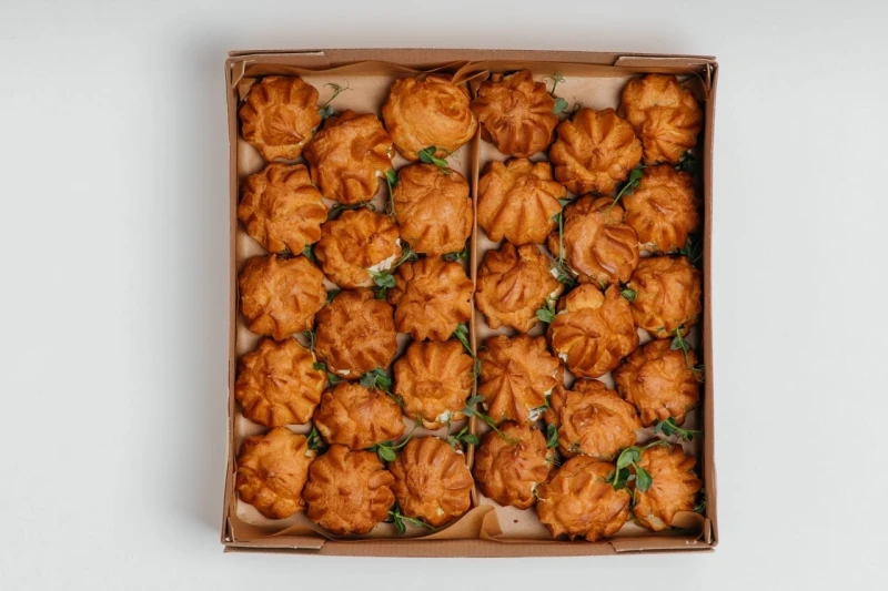 BOX_14 "Профитроли с салатом"