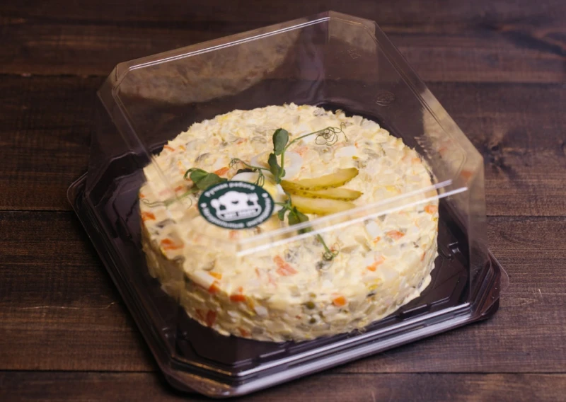 Салат праздничный "Оливье с пряной грудкой" 1,2 кг