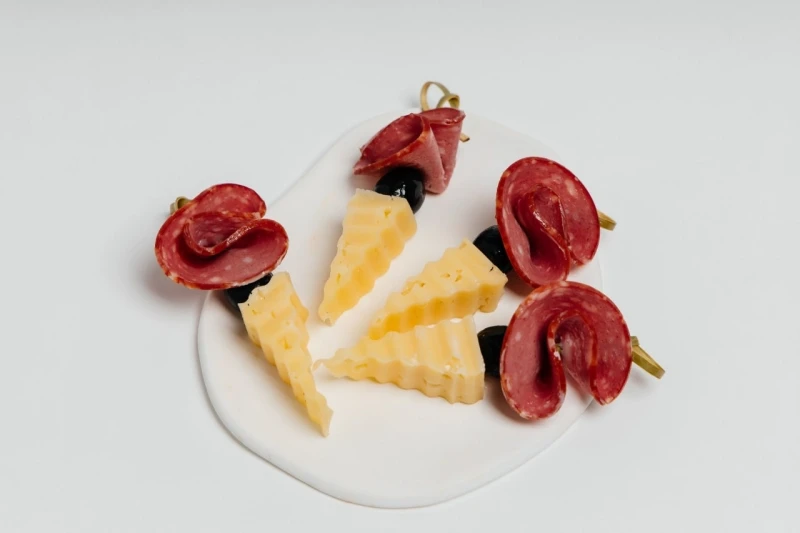 Канапе со сливочным сыром и копченостью 25 г*4 