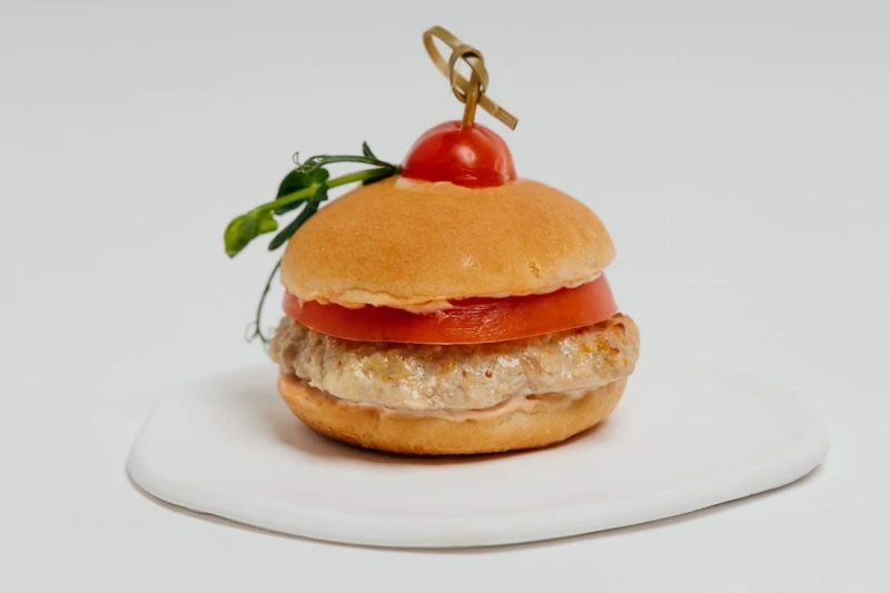 Мини бургер чикен 115 г