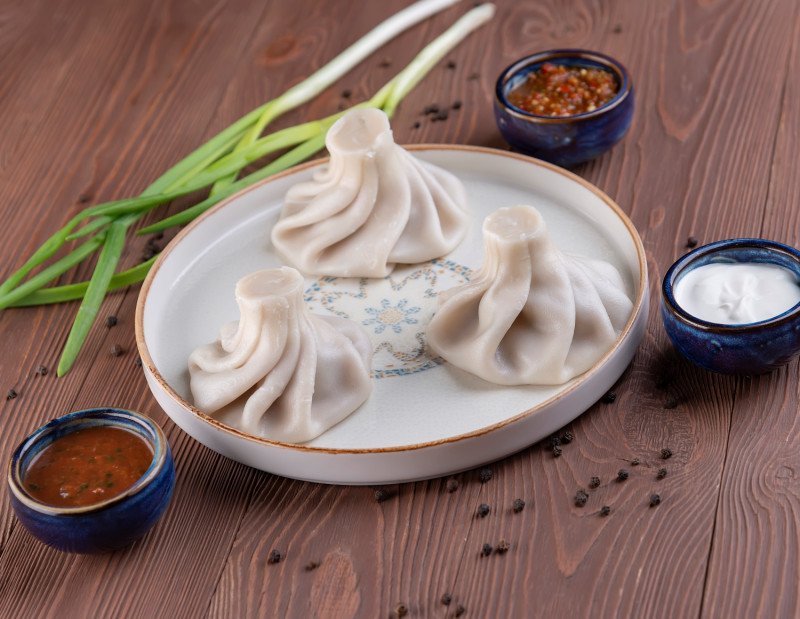 Сет отварной из 3-х хинкали из говядины 300г