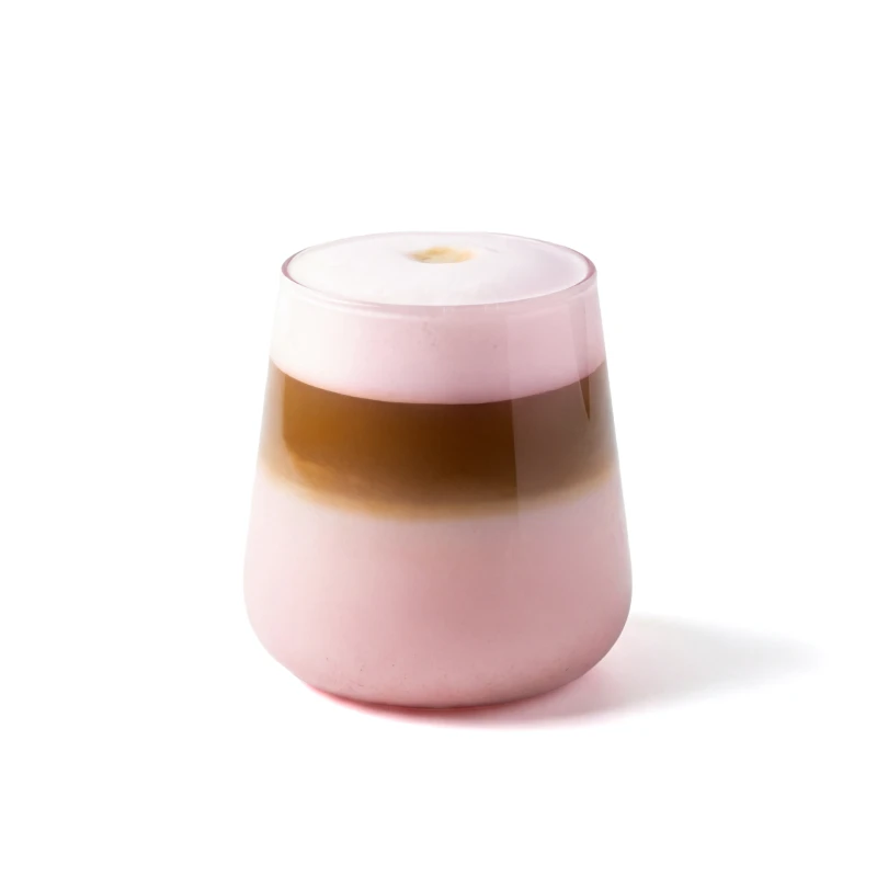 ЗЕМЛЯНИЧНЫЙ ЛАТТЕ С ИНЖИРОМ