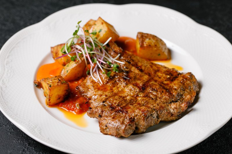 Стейк из свинины 