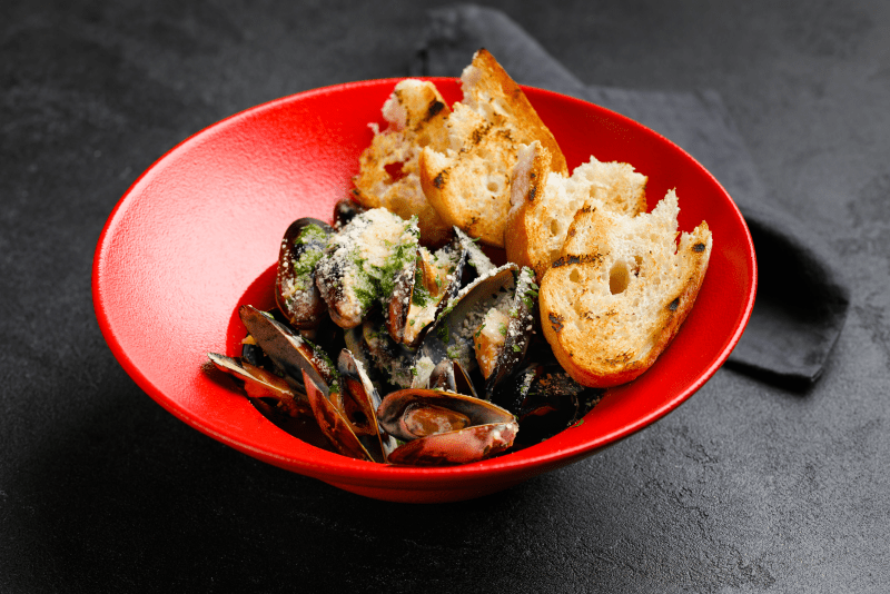 Мидии в сливочном соусе