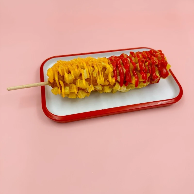 Корн-дог с сосиской и фри 