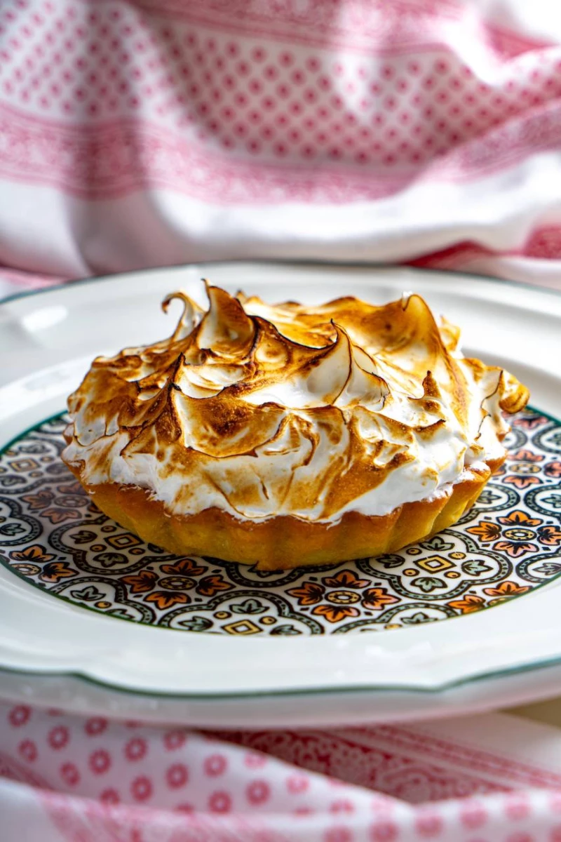 Лимонный тарт .