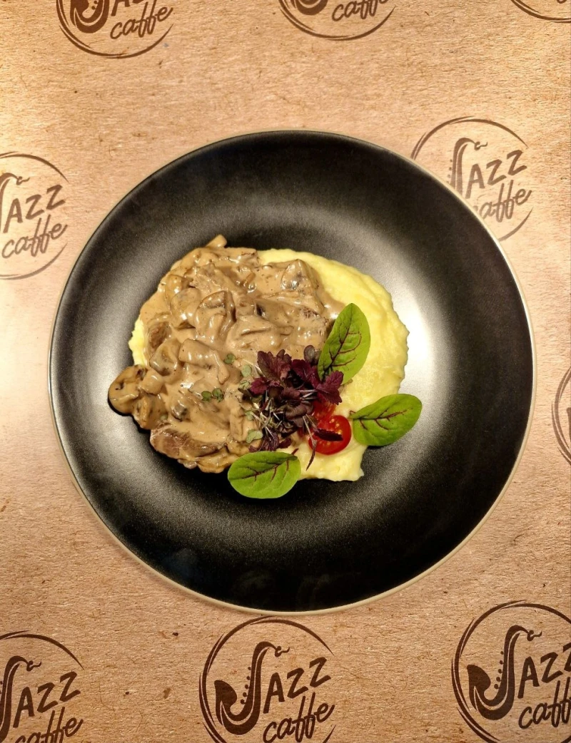 Бефстроганов