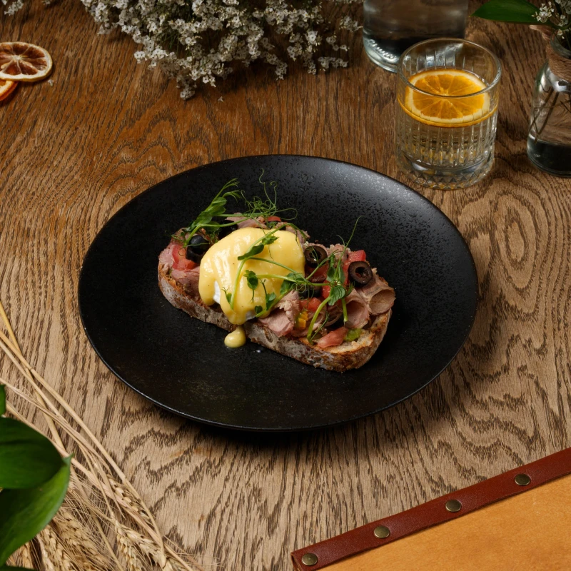 Брускетта мясная