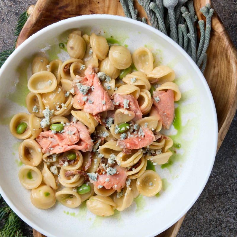 Паста с уткой, Горгонзолой и вялеными томатами