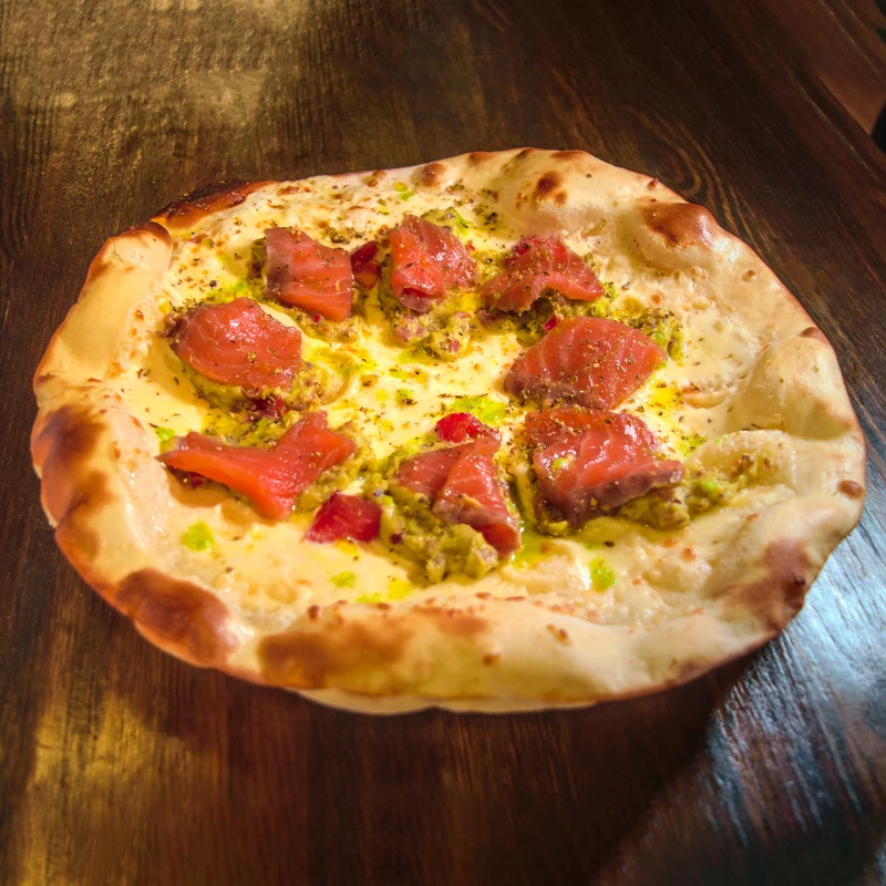 Лосось с гуакамоле (размер М)