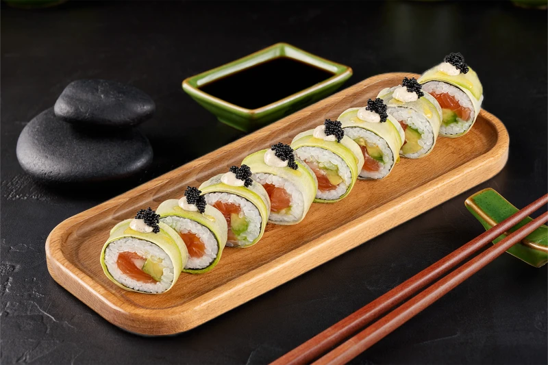 Ролл Сяке Цукими