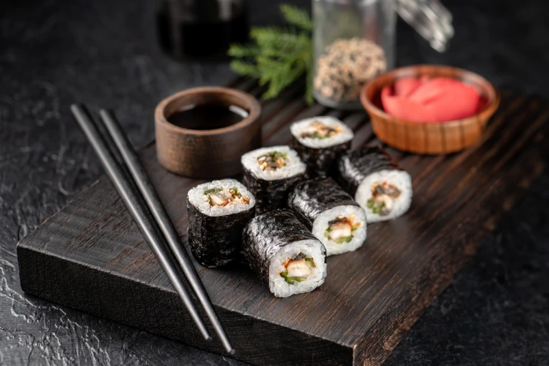 Унаги Хосомаки