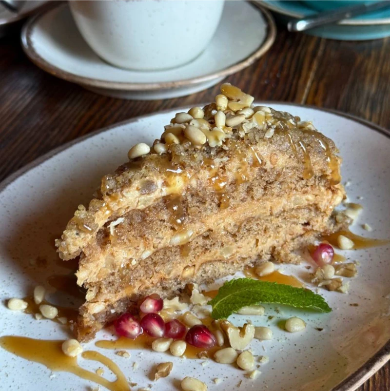 Ореховый грузинский торт