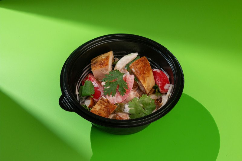 Салат с шашлыком из свинины 