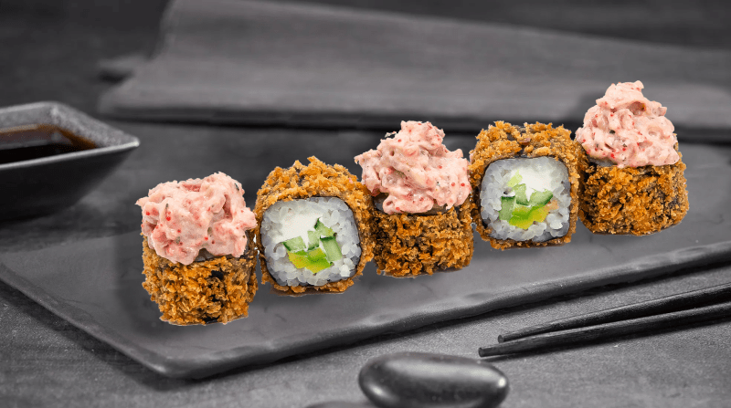 Горячий шеф-ролл с тунцом