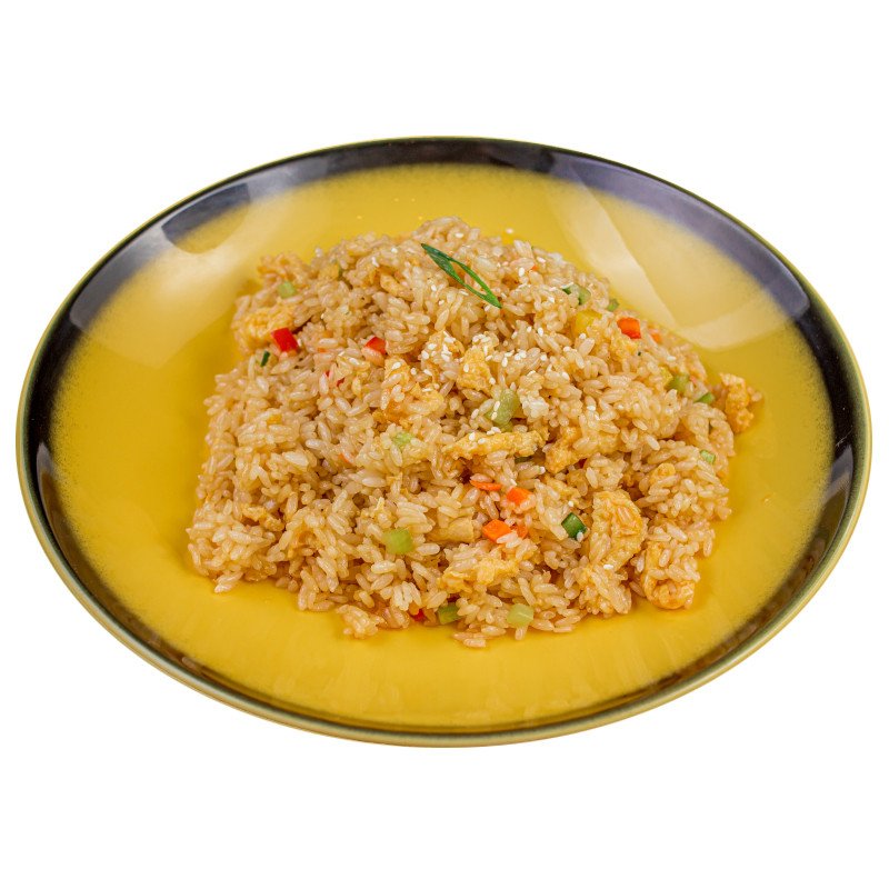 Жареный рис с овощами и яйцом