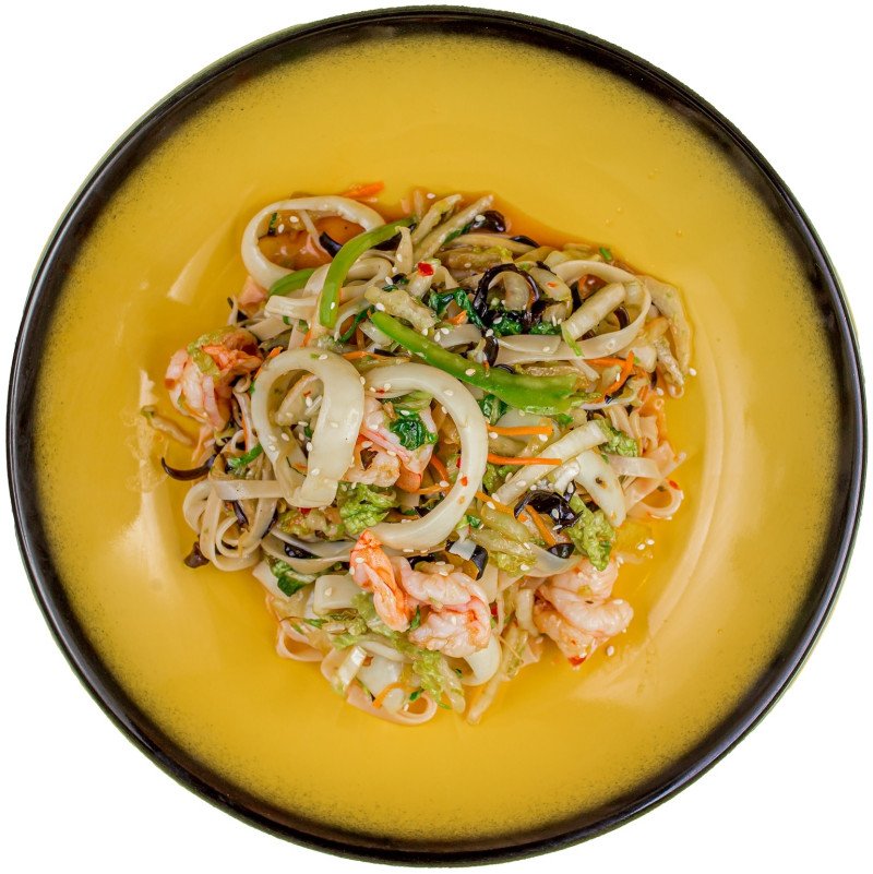 Рисовая лапша с морепродуктами 