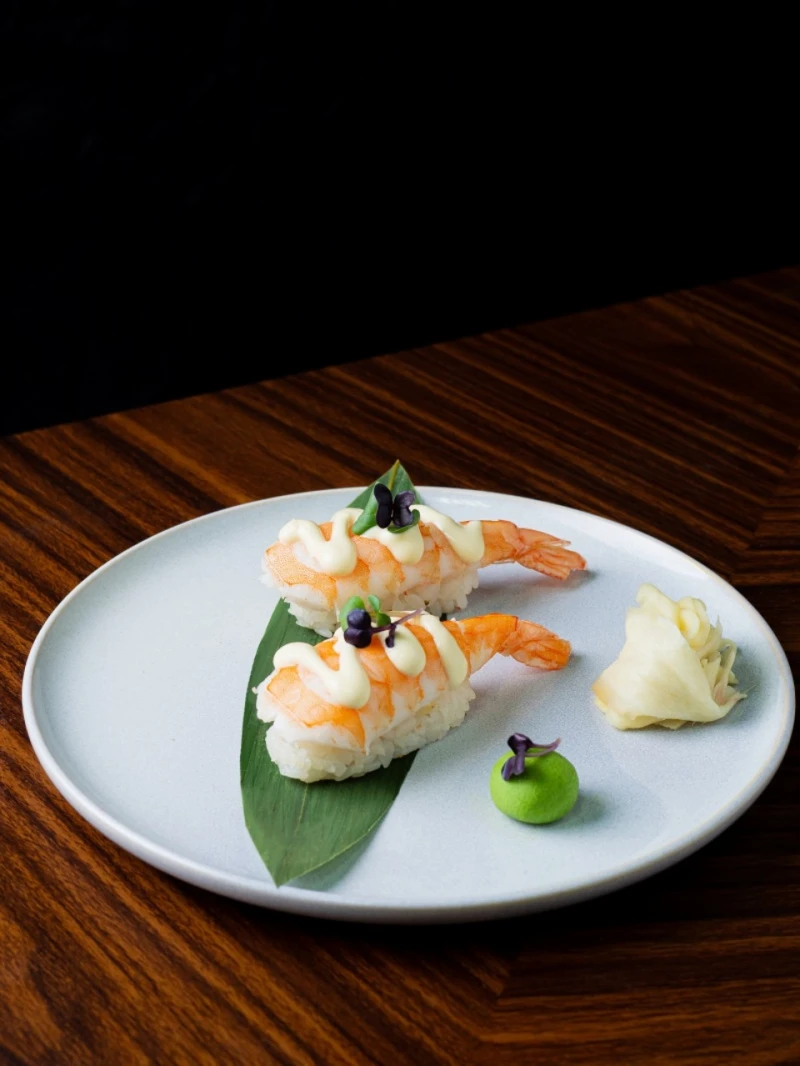 Суши с тигровой креветкой