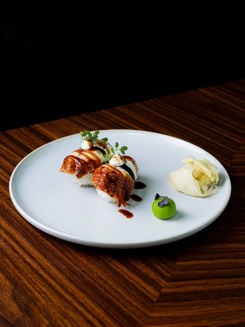 Суши и гунканы