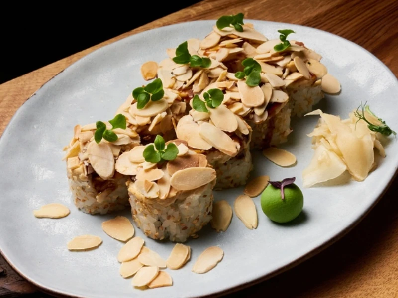 Запеченный ролл с угрем и унаги чиз