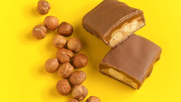 Как натс Батончик с ванильной нугой