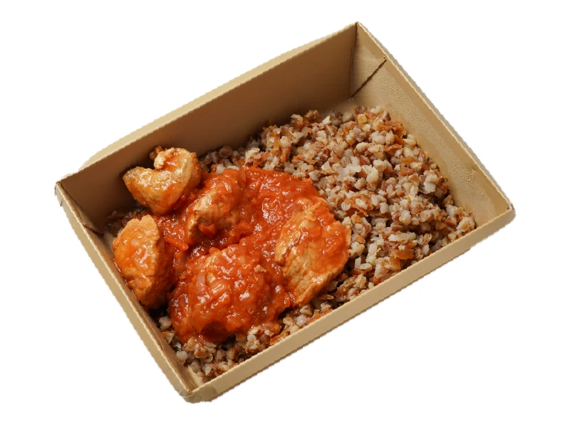 Гуляш из свинины с гречей