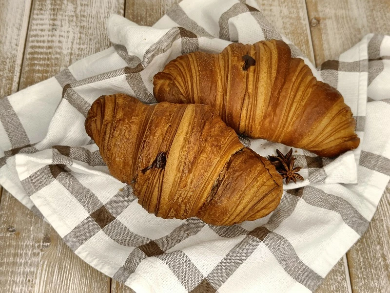 Круассан с шоколадом 1шт