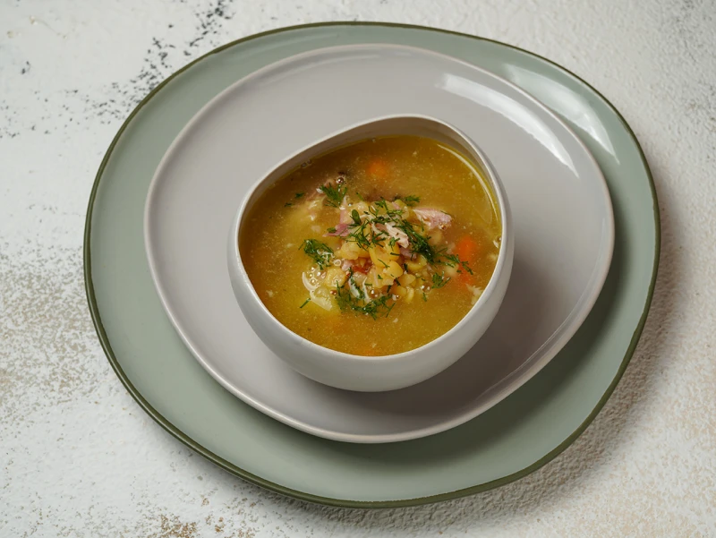 Гороховый суп с копчёностями