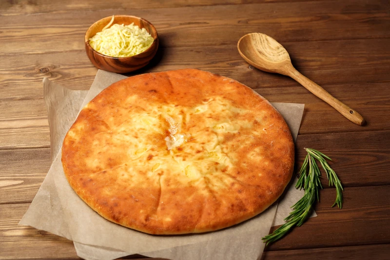 Осетинский пирог с картофелем и сыром