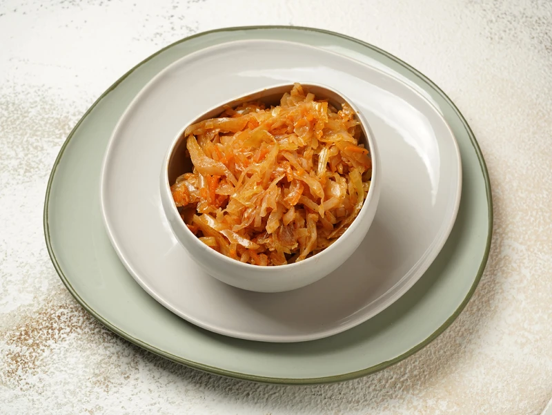 Капуста тушеная