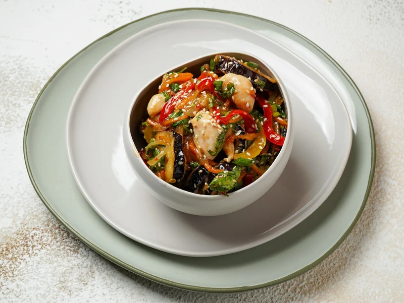 Салат "Азиатский с куриным филе"