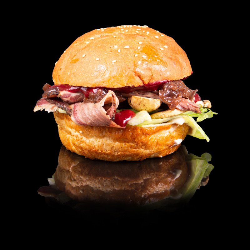 Бургер с брискетом