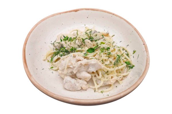 Паста с куриной грудкой и томатами черри в сливочном соусе