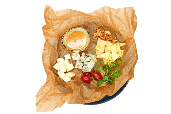 Ассорти сыров с арахисовым медом