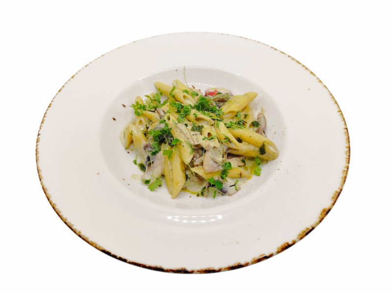 Паста Пенне с грибами в сливочном соусе