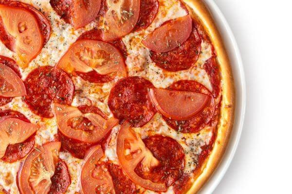 Пицца Пепперони с томатами