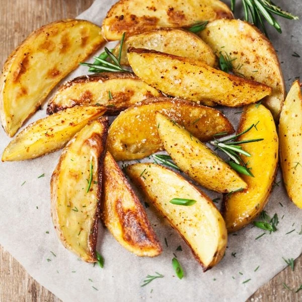 Картофельные дольки со специями